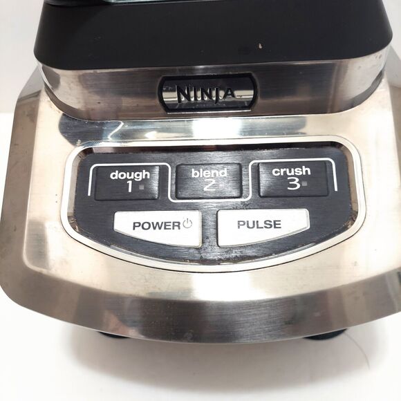 Ninja Blender BL701WM30 With 40 Ounce Pitcher Chrome And Black - Picture 4 of 5